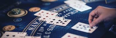 Kartu fitur mixslot untuk pengguna dewasa